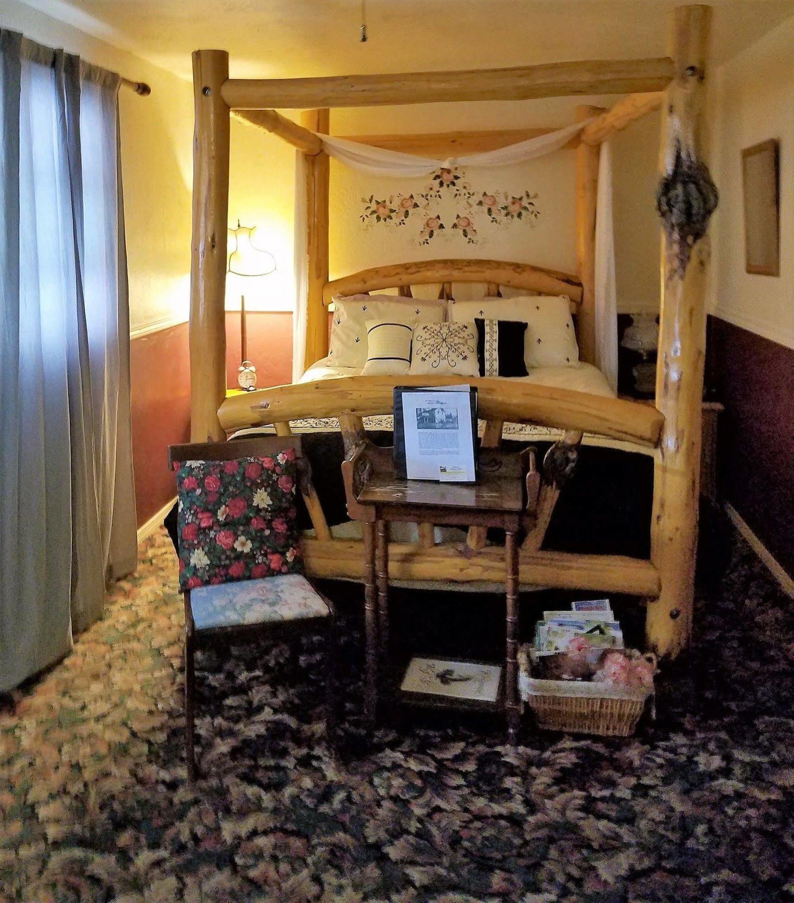 Dawson House Lodge Chemult Extérieur photo